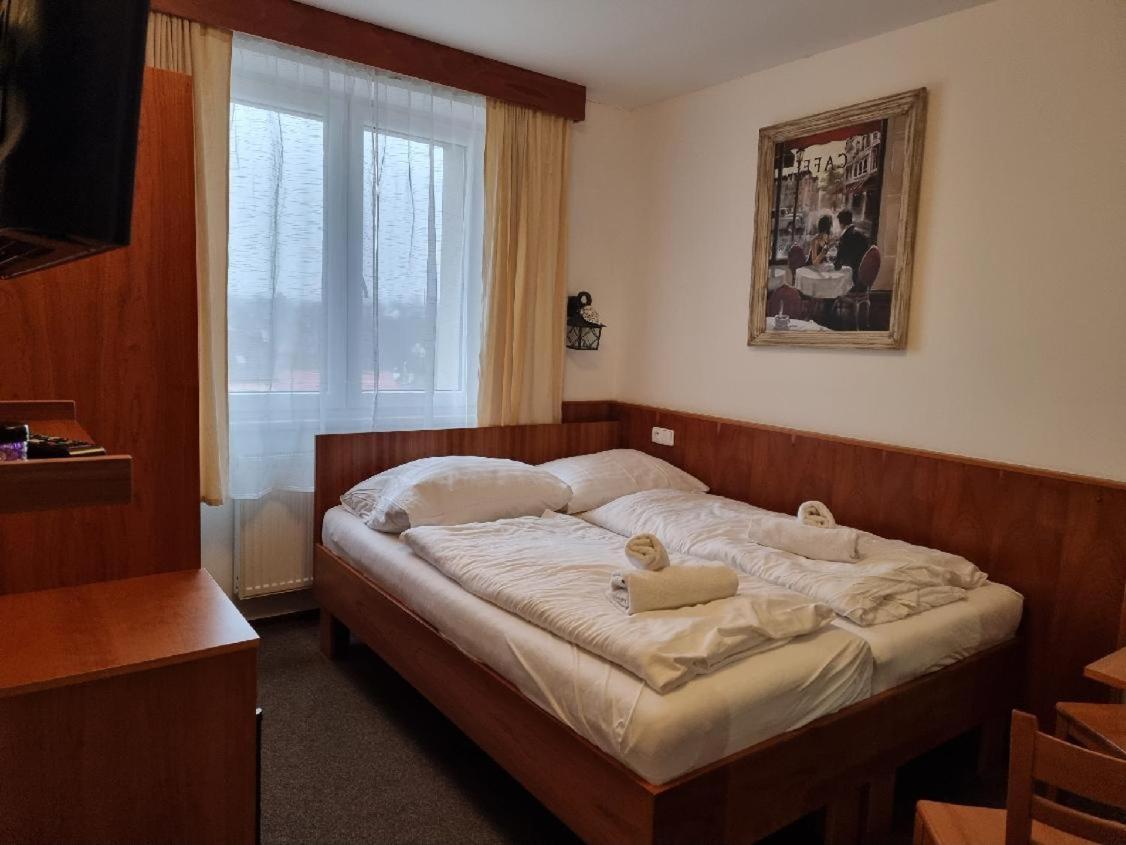 Hotel Pansky Dum Blovice Extérieur photo